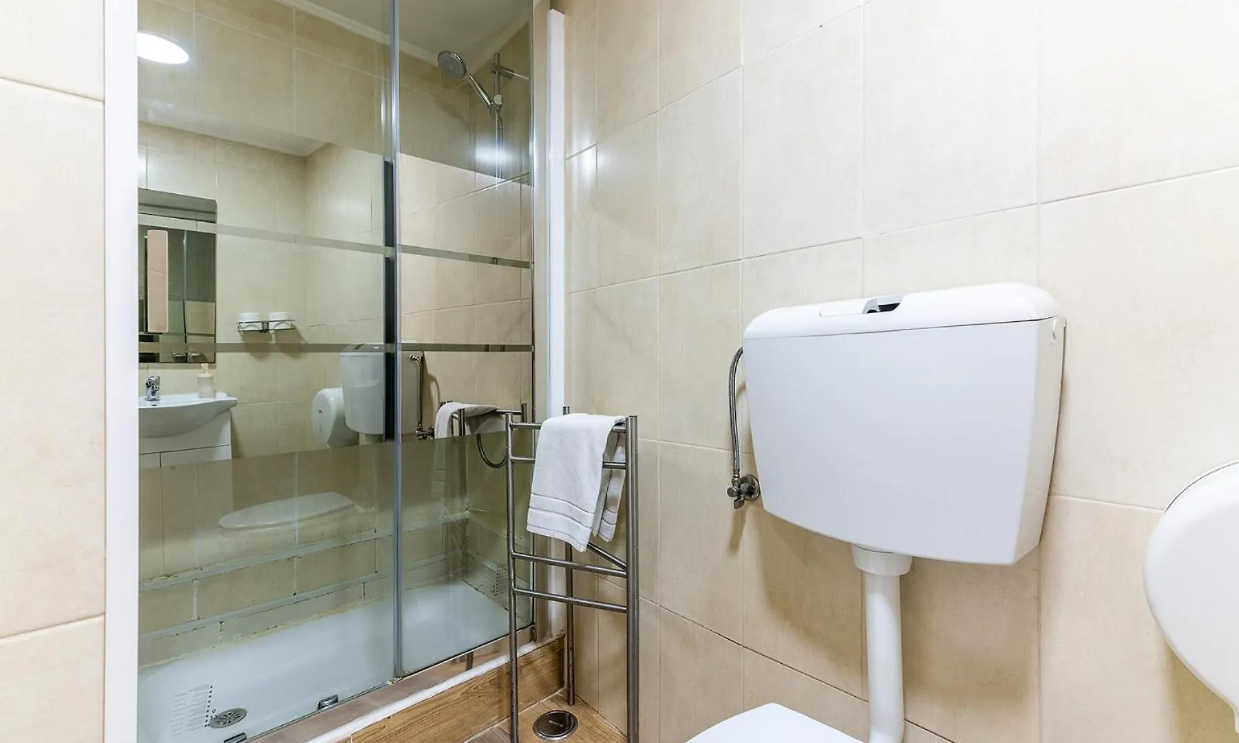 Alfama Lisboa 2Nd Floor Amazing River View Apartment